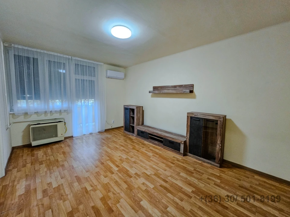 Eladó téglalakás, Debrecen, Egyetem sugárút