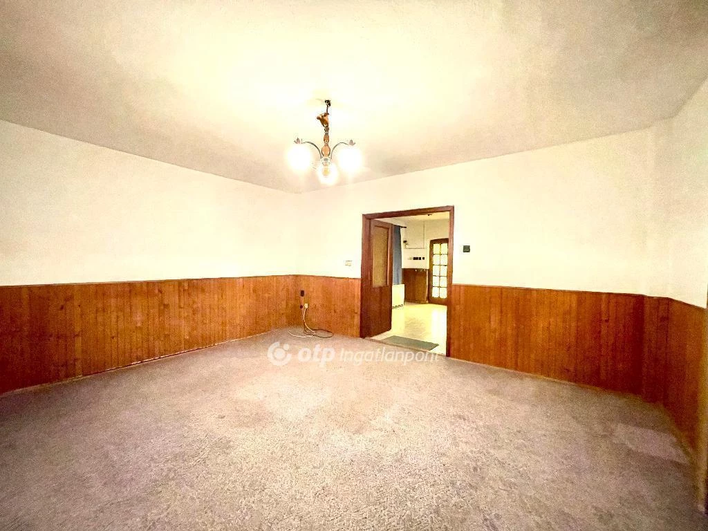 For sale house, Tata