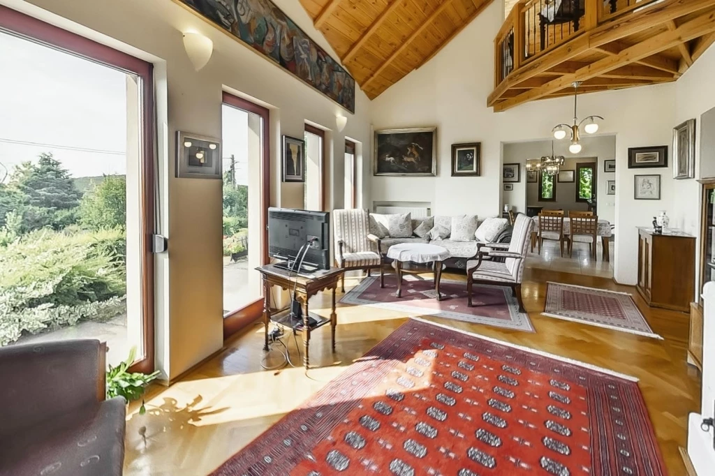 Nadap Templom köz 9.