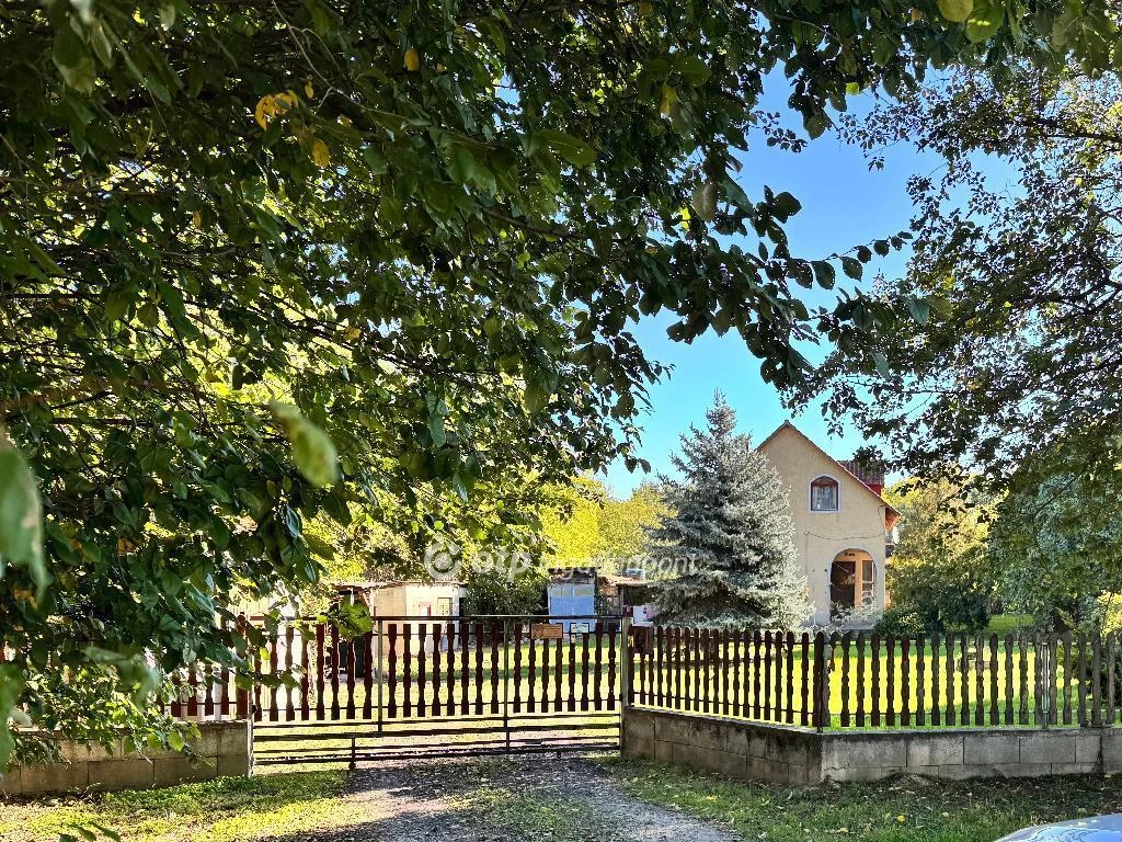 Eladó Ház, Berhida