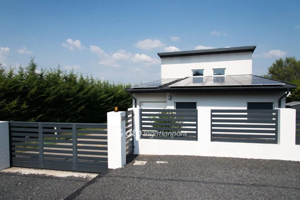 Eladó Ház, Sárszentmihály