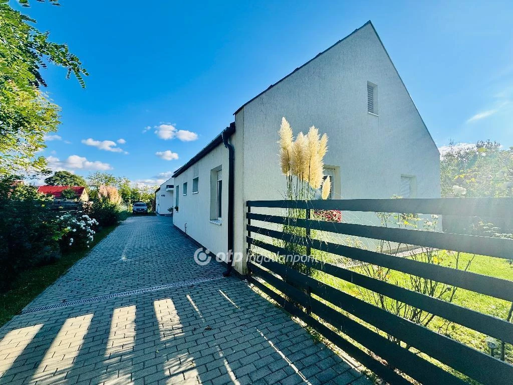 For sale terraced house, Lepsény