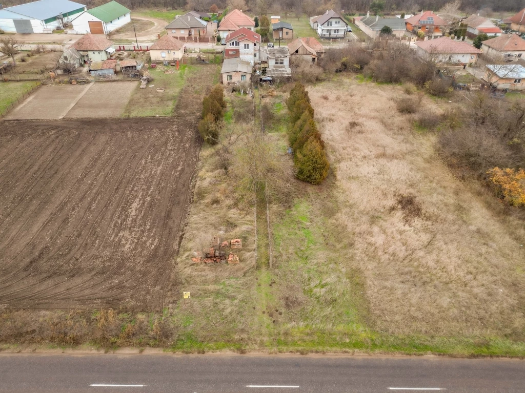 Seregélyes építési telek