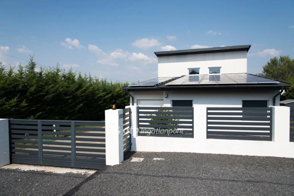 Eladó Ház, Sárszentmihály