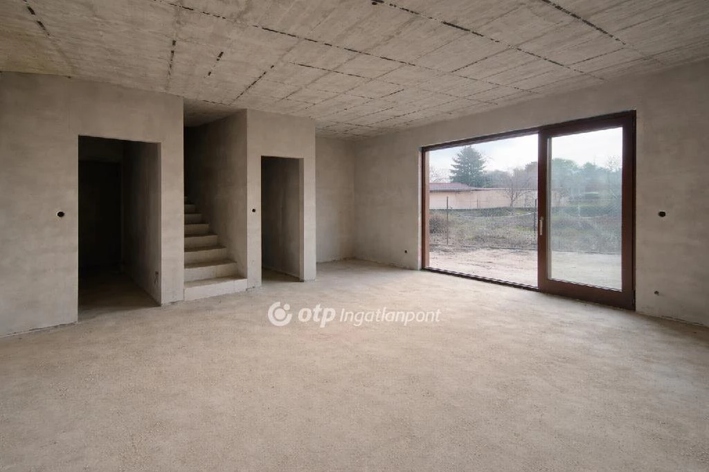 Eladó Ház, Gárdony