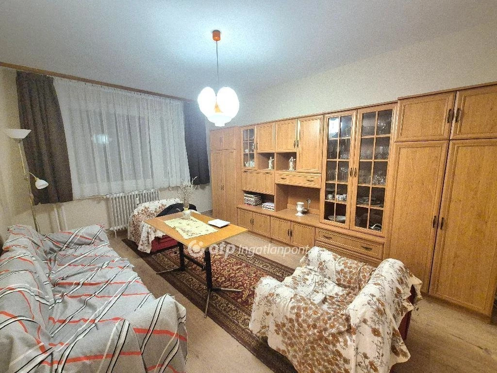 Eladó Lakás, Székesfehérvár