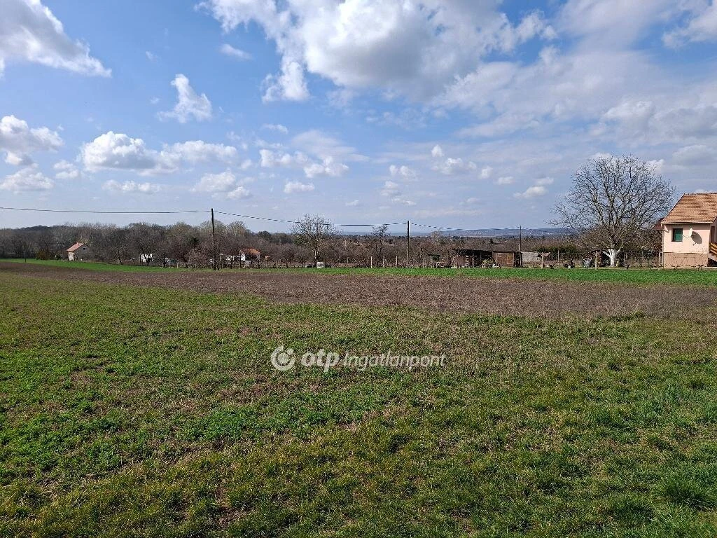 Eladó Telek, Gárdony