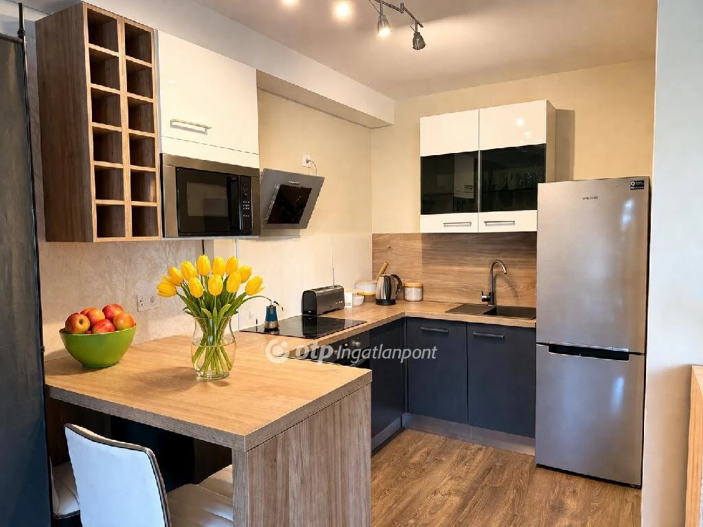 c3-1-name c2-19-name, Székesfehérvár