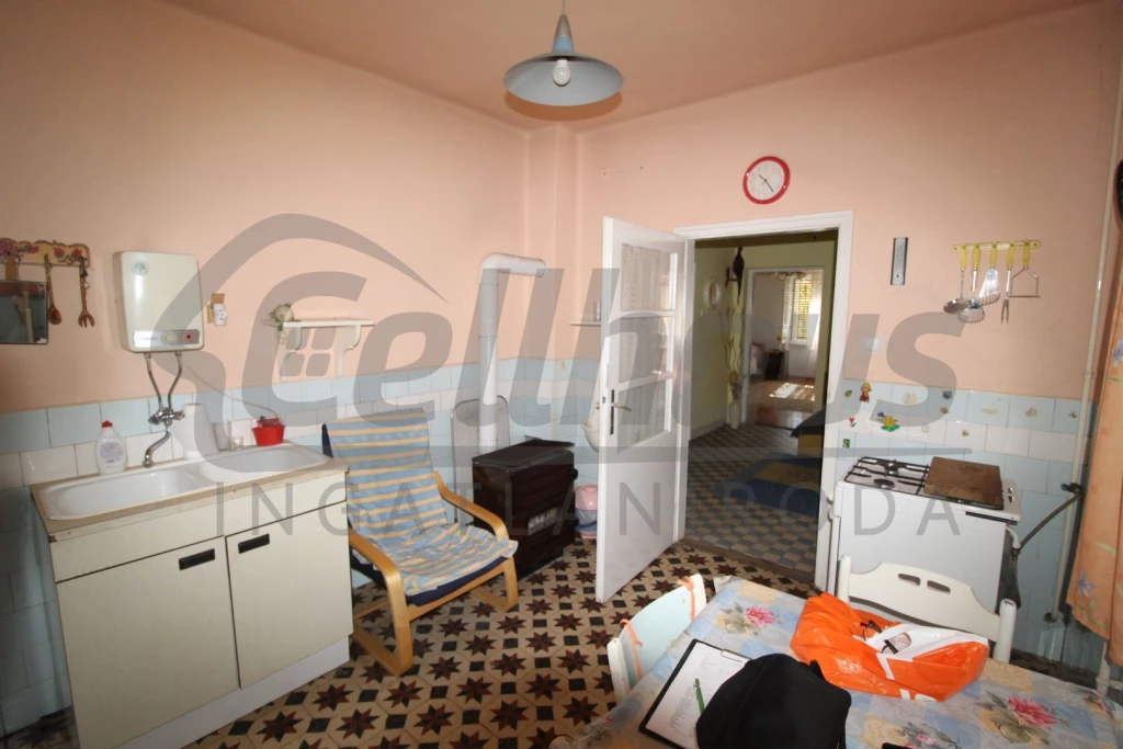 Eladó 90 m2 családi ház, Tokorcs