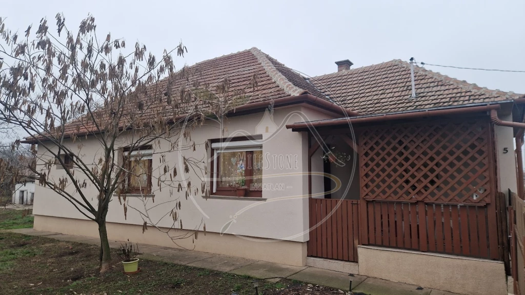For sale house, Elek