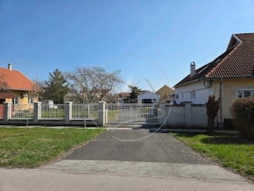 Építési telek eladó Gyulán, a Várfürdő közelében!