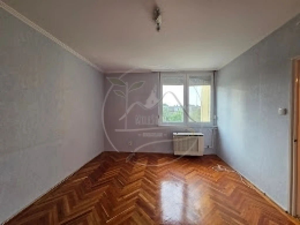 Eladó 59 m2 tégla lakás, Gyula