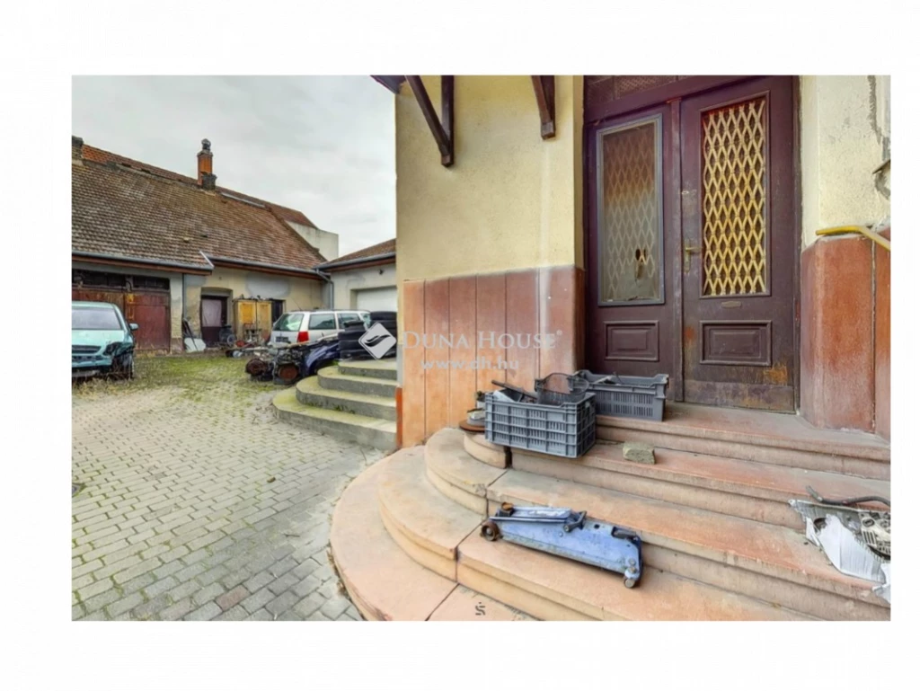 Eladó ház, Kecskemét, polgári ház