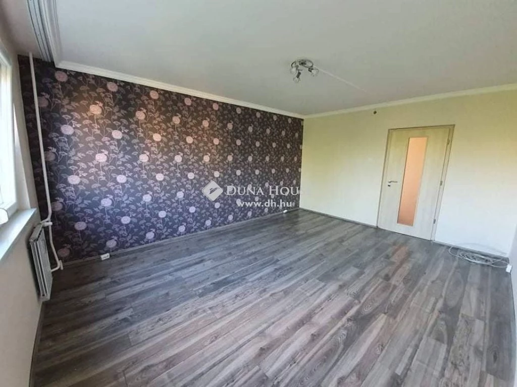 For sale panel flat, Kecskemét