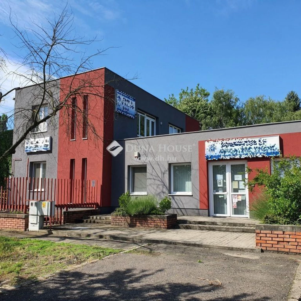 For sale office, office block, Kecskemét