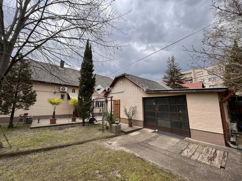 6000 Kecskemét - Eladó Kecskeméten egy 130 nm ház a Kandó Kálmán utcában!