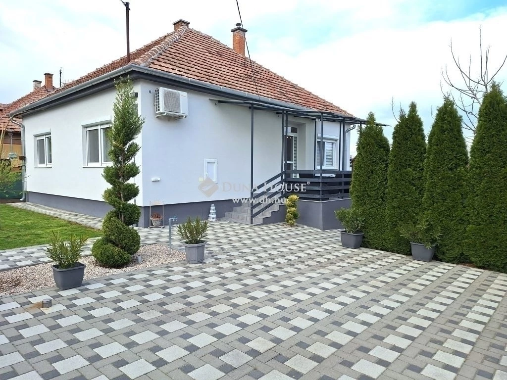 Eladó ház, Kecskemét