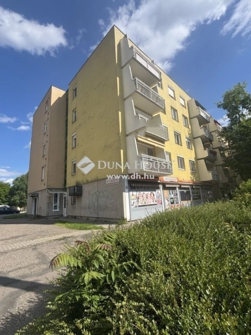 Eladó lakás, Kecskemét