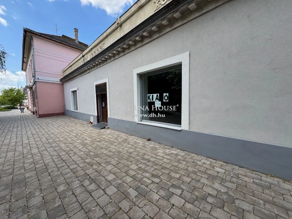 Kiadó Üzlethelyiség, Nagykőrös