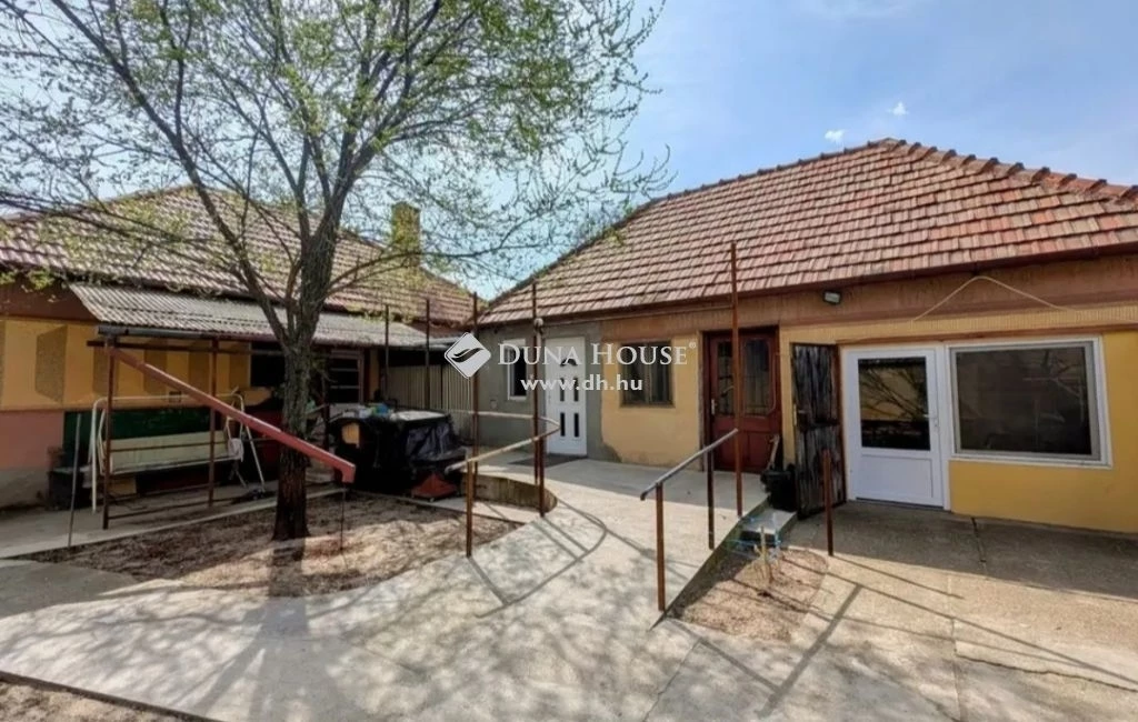 Eladó ház, Kecskemét