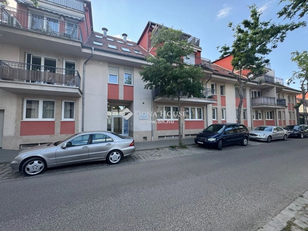 c3-2-name c2-19-name, Kecskemét