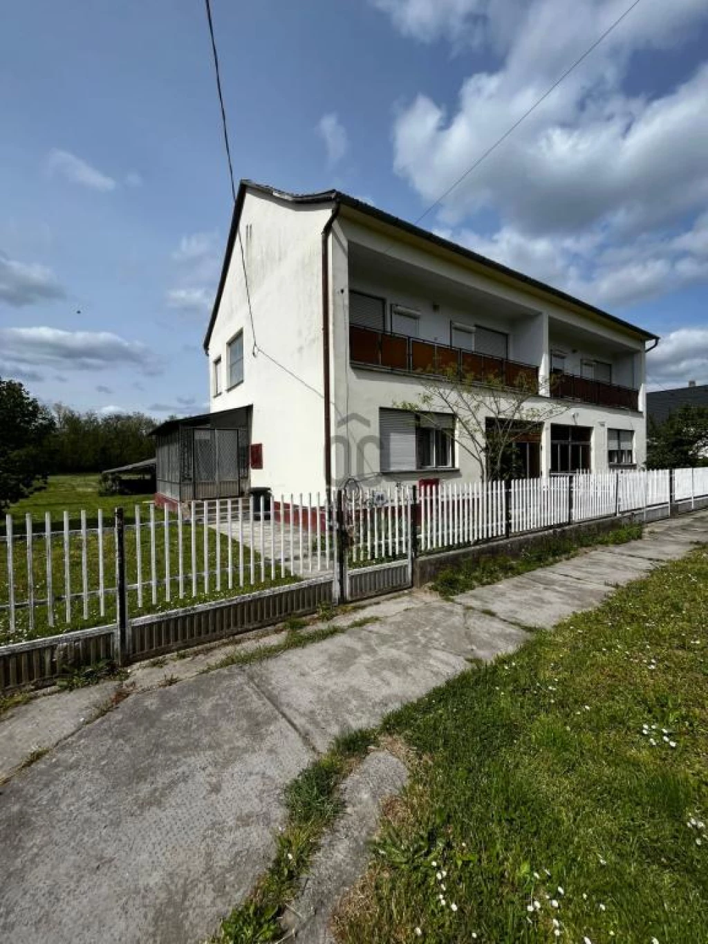 For sale semi-detached house, Vízvár, Vízvár