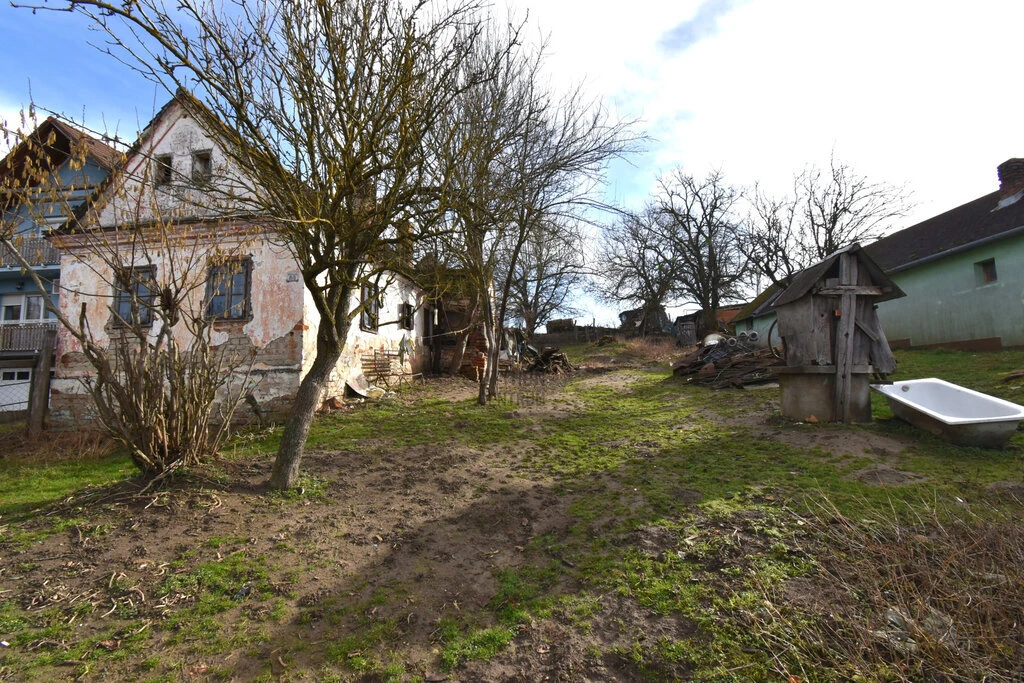 Eladó telek Sormás