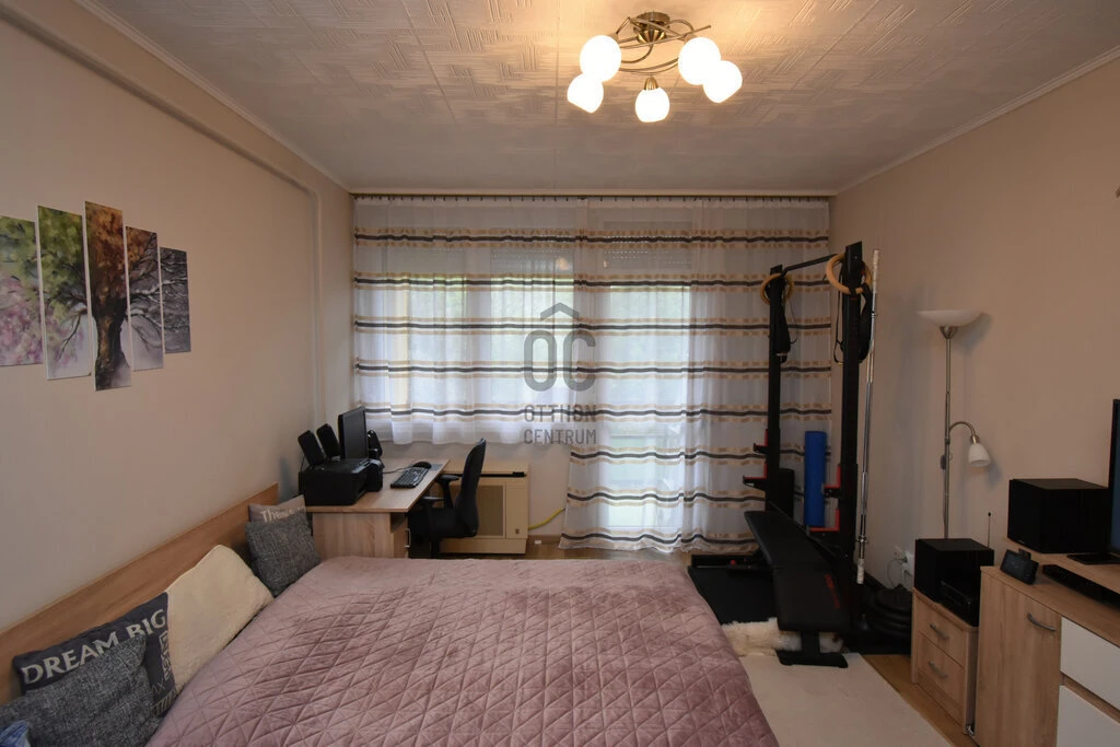 Eladó lakás Zalaegerszeg, Kertváros