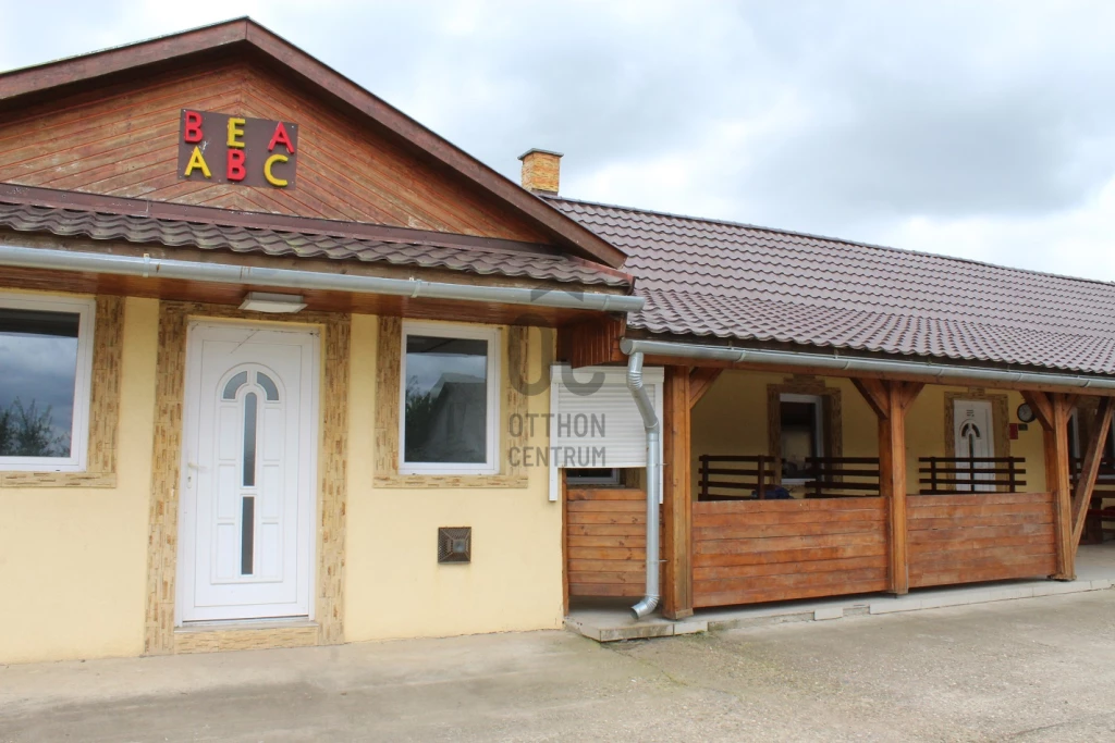 Eladó vendéglő, étterem, Gyüre, Gyüre