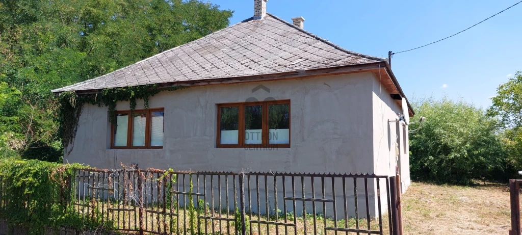 Eladó családi ház, Márokpapi, Márokpapi