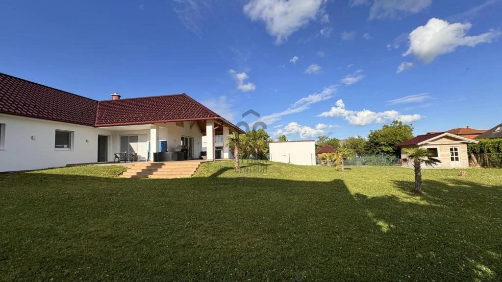 Eladó ház Vonyarcvashegy