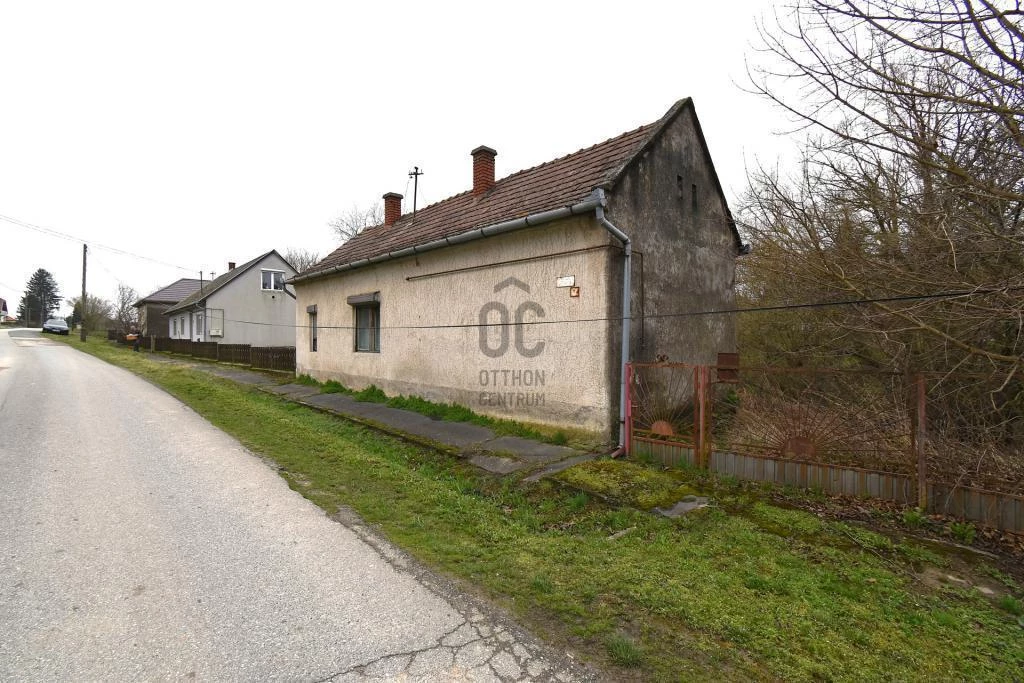 Eladó ház Pusztaszentlászló