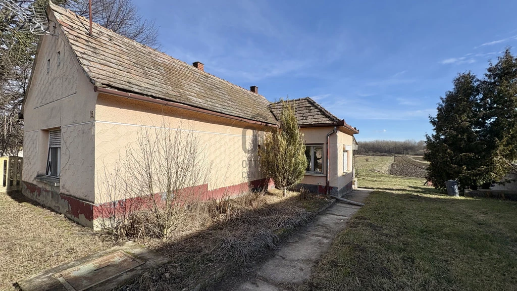 Eladó ház Esztergályhorváti