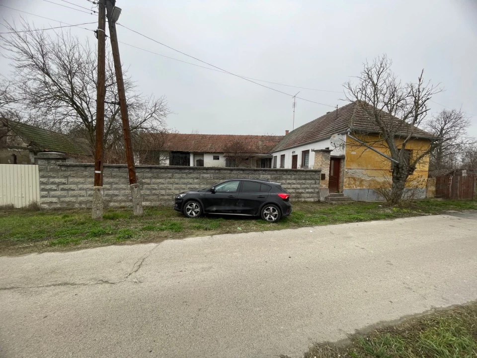 For sale house, Uszód