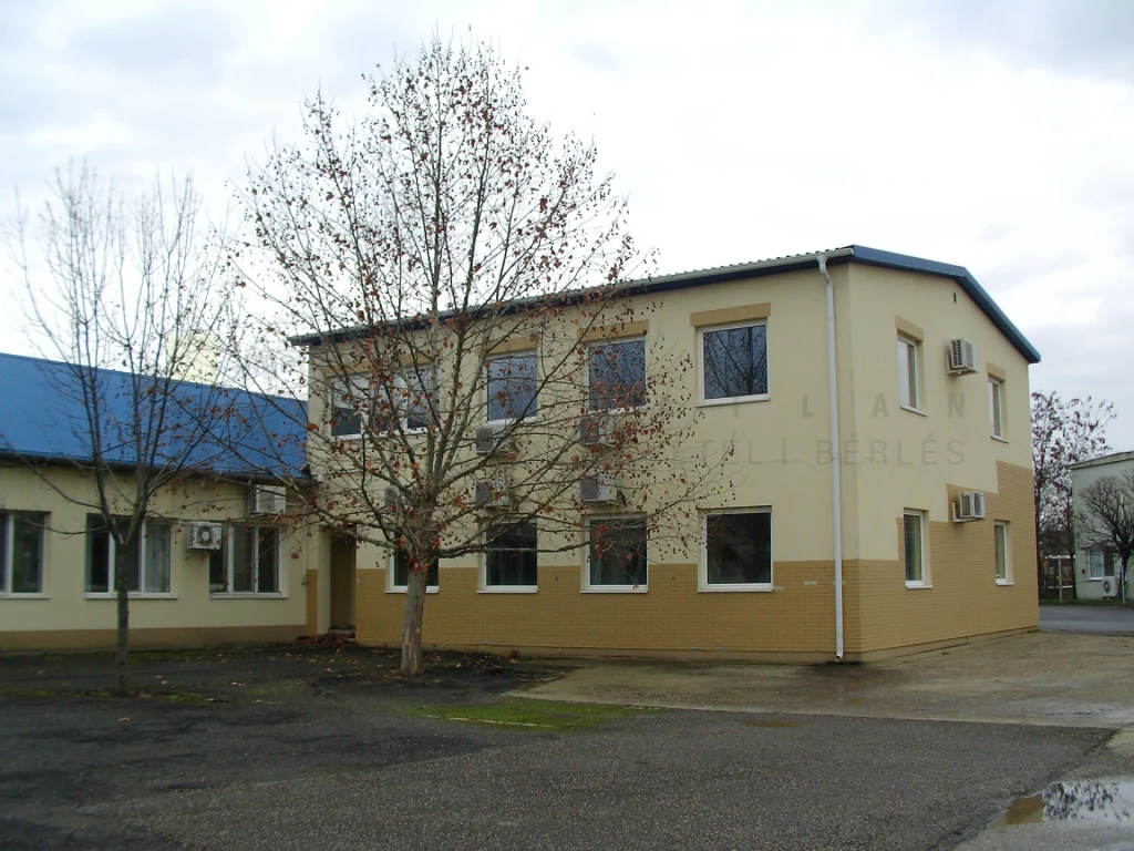 For rent office, office block, Hódmezővásárhely