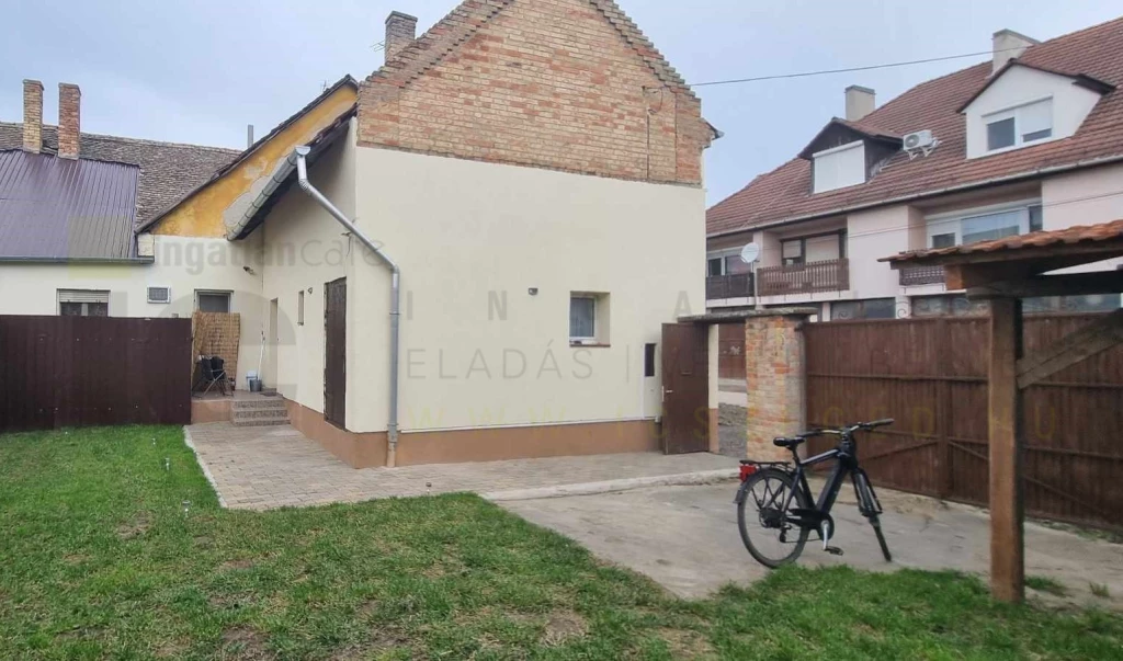 For sale part of a house property, Szeged, Alsóváros