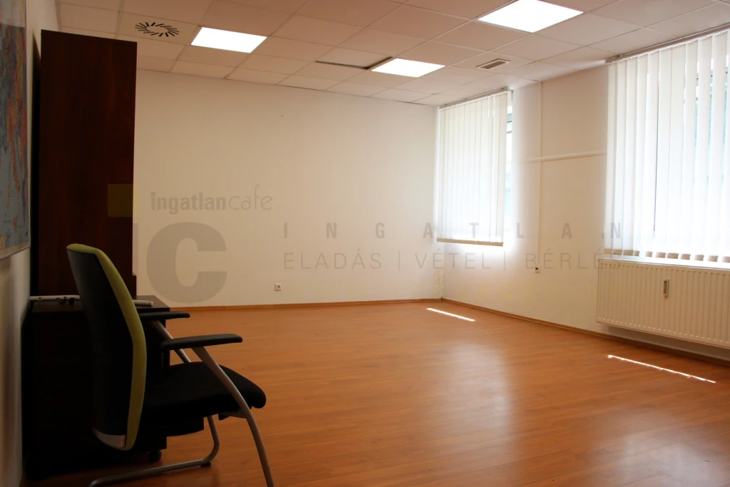 For rent office, office block, Szeged, Felsőváros, Római körút