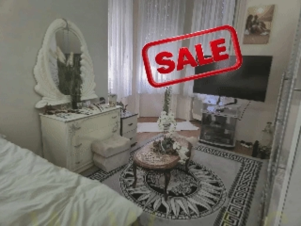 Eladó Lakás, Szeged 43.000.000 Ft