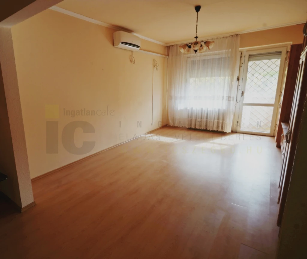 Eladó Lakás, Szeged 54.490.000 Ft