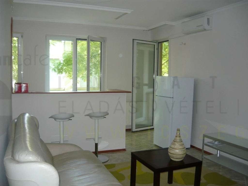 Eladó Lakás, Szeged Hajnóczy utca 94.900.000 Ft
