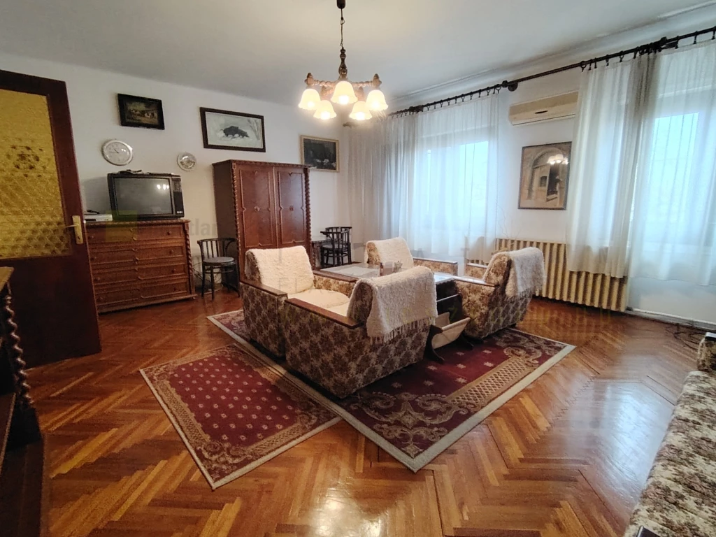 Kiadó Ház, Hódmezővásárhely Tisza István u. 250.000 Ft