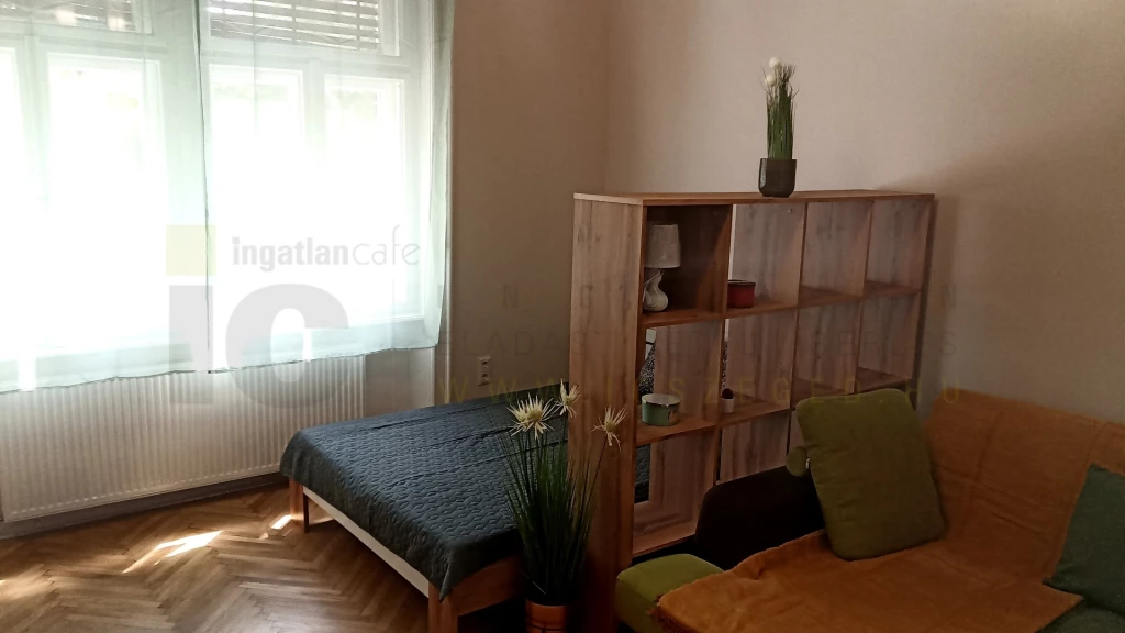 Eladó Lakás, Szeged Petőfi Sándor sugárút 69.900.000 Ft