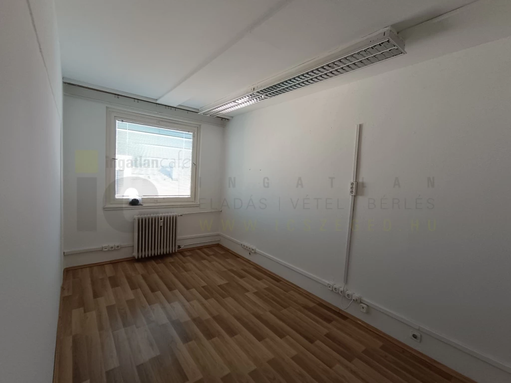 Kiadó Iroda, Szeged Szilágyi utca 100.000 Ft