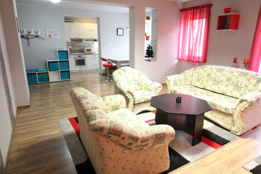 c3-1-name c2-19-name, Szeged, Felsőváros, Bihari utca