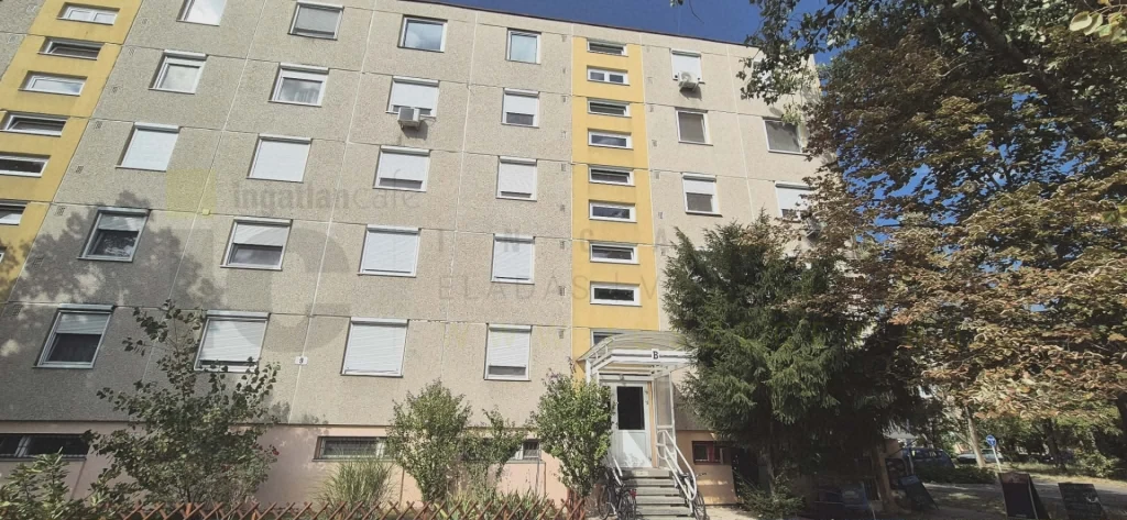 Eladó Lakás, Szeged Juharfás utca 52.000.000 Ft