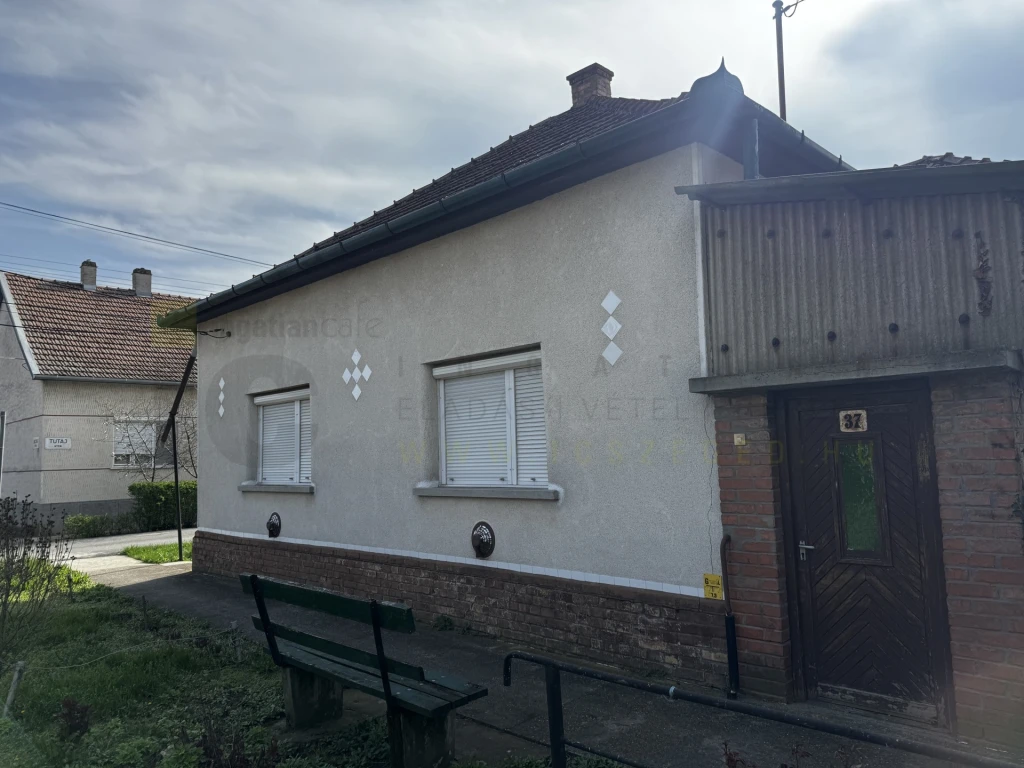 Eladó Ház, Algyő 69.000.000 Ft