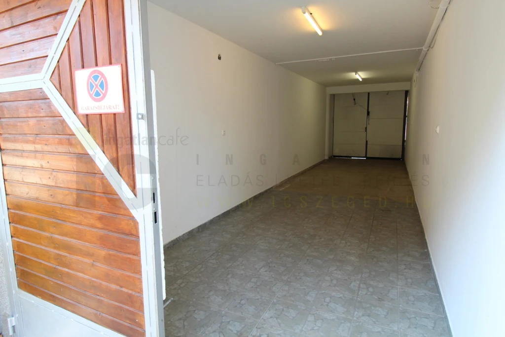 Eladó Garázs, Szeged Bihari utca 17.000.000 Ft