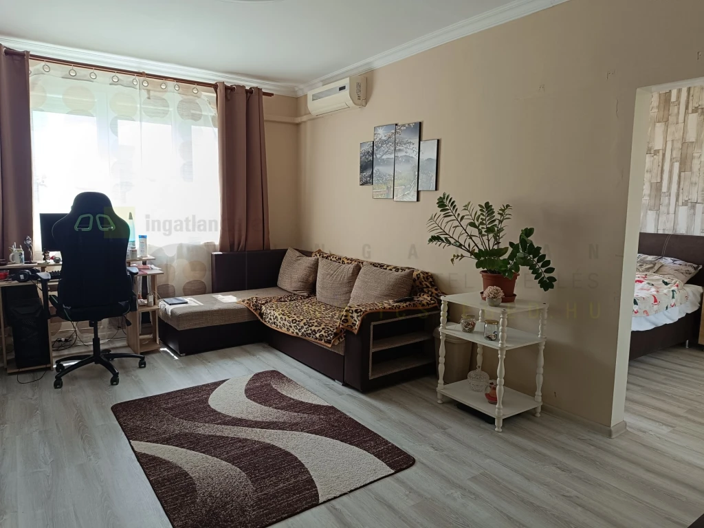 Eladó Lakás, Szeged Űrhajós utca 57.000.000 Ft