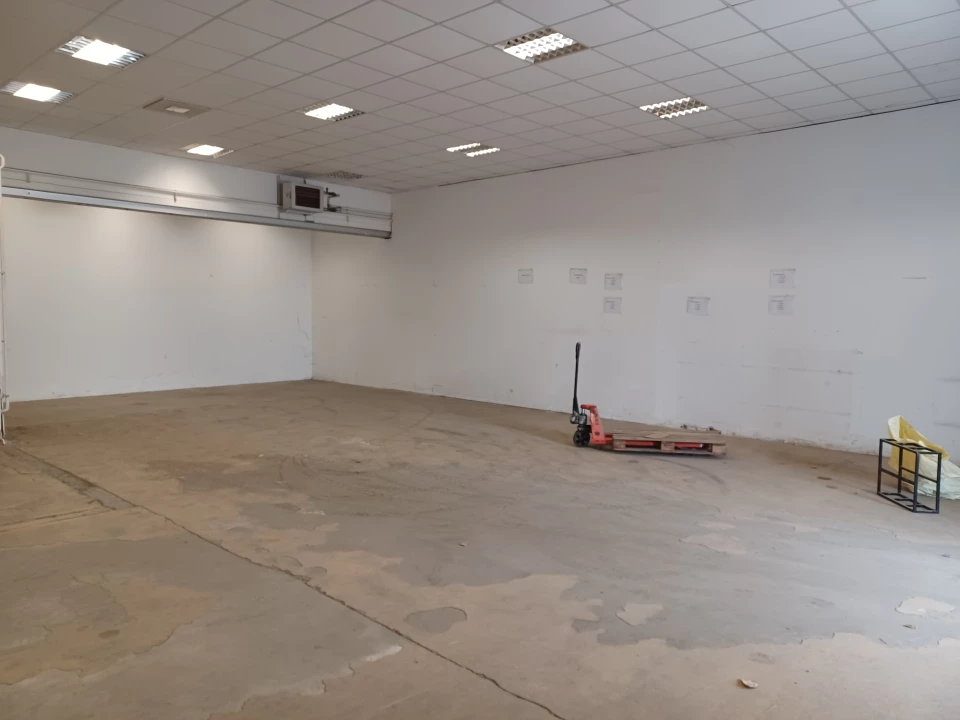 Kiadó logisztikai parkok, Győr