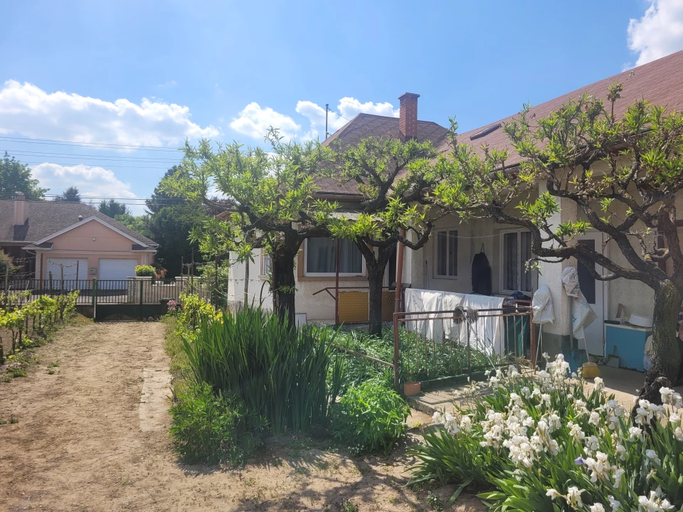 Eladó családi ház, Győr